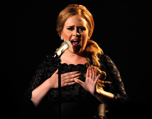 Adele, la reina en la venta de discos durante el 2012