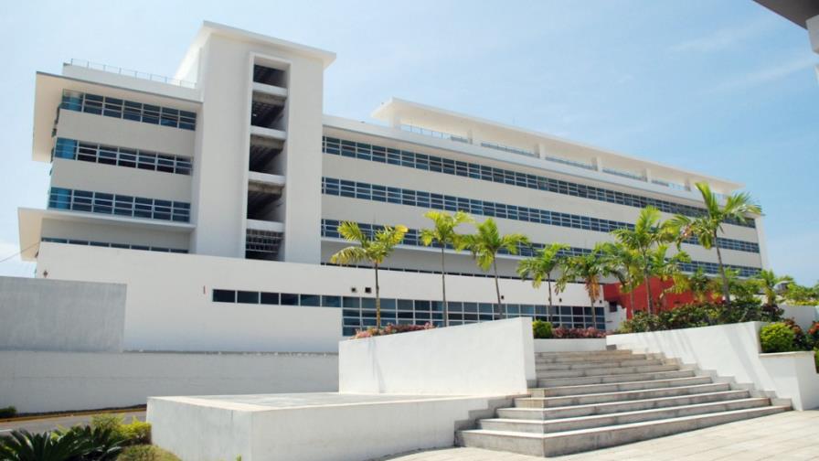 Oncólogos fijan posición sobre el nuevo hospital Oncólogos fijan posición sobre el nuevo hospital