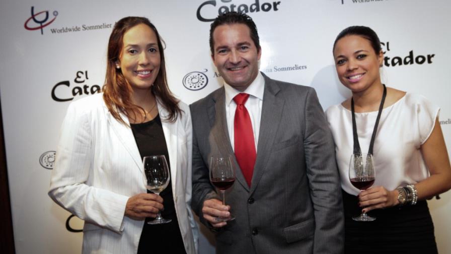 El Catador realiza graduación sommeliers