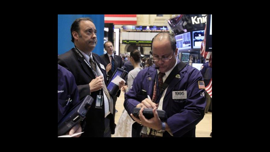 Wall Street se desploma por oscura previsión europea