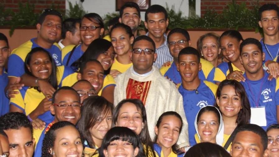Muere en accidente sacerdote iba a realizar su primera misa Muere en accidente sacerdote iba a realizar su primera misa