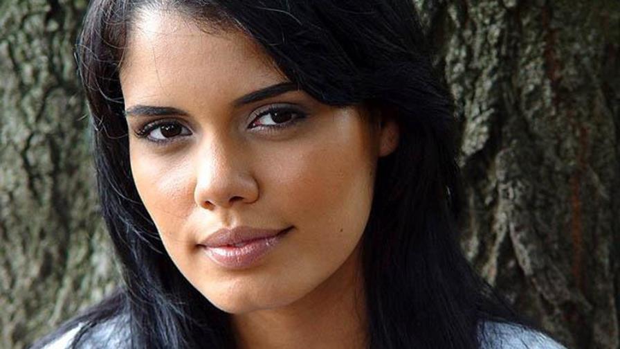 Actriz desaparecida fue detenida en aeropuerto y recluida en hospital