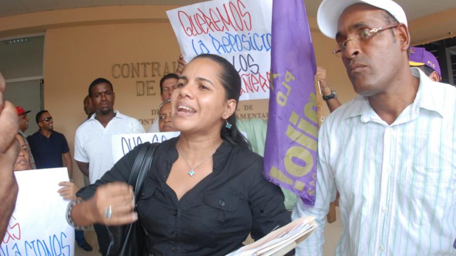 Cancelaciones provocan protestas en Contraloría