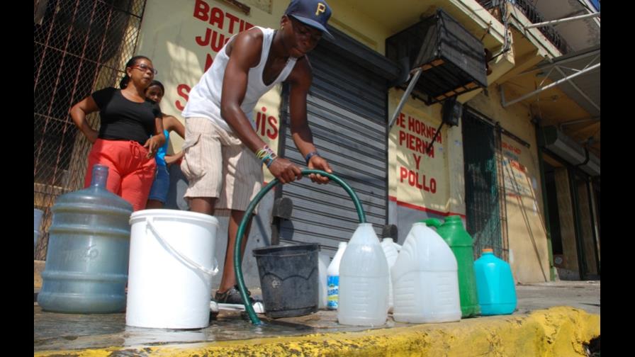 Normalizar el suministro de agua tomará varios días, según CAASD Normalizar el suministro de agua tomará varios días, según CAASD