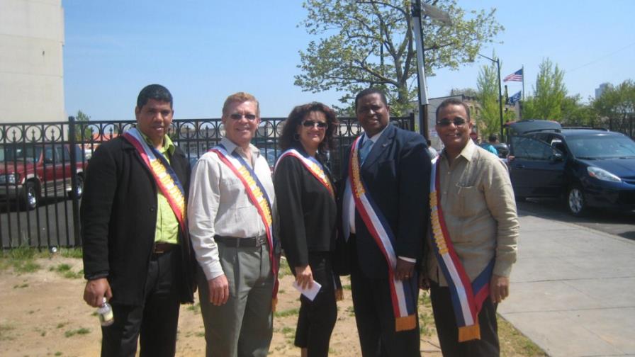Dominican American Alliance orienta a inmigrantes en EE.UU.