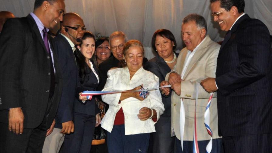 Plaza acogerá 250 buhoneros de Santiago