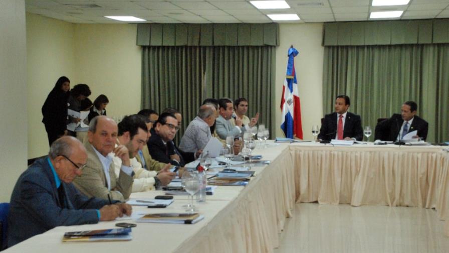 Varios sectores exponen ante comisión del Congreso sus objeciones a la reforma fiscal