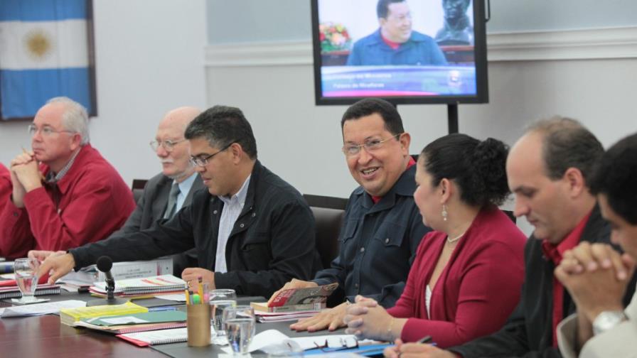 El cáncer de Hugo Chávez está en su etapa final, según periodista de EE.UU.