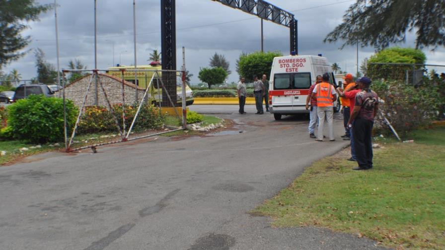 Minibús choca 13 cadetes del CESA en Aeropuerto Las Américas