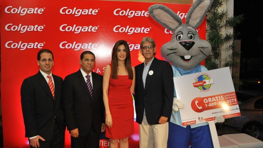 Colgate inicia su mes de la salud bucal