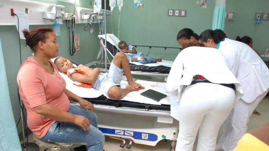 Concejal denuncia casos de dengue en la comunidad de Enriquillo