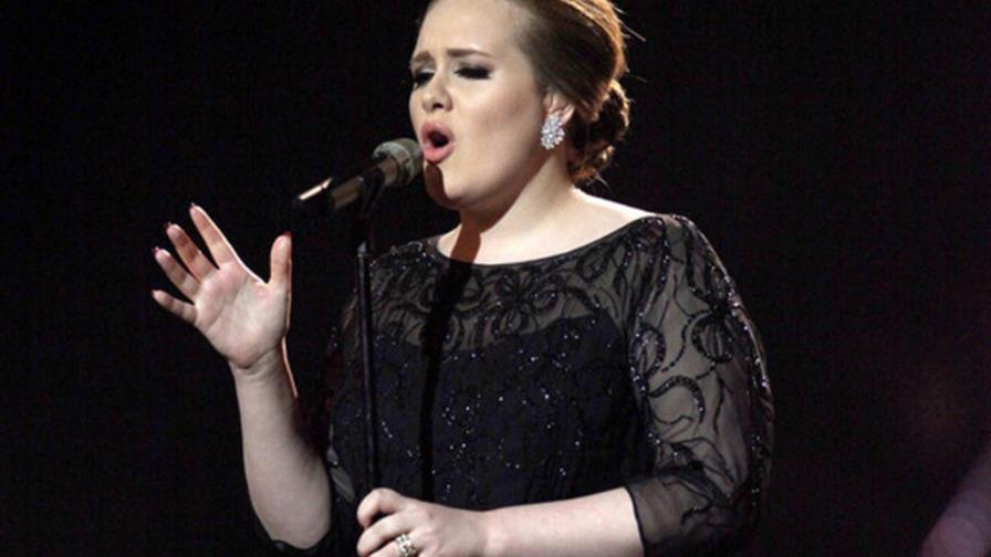 Adele cierra el año con gran éxito