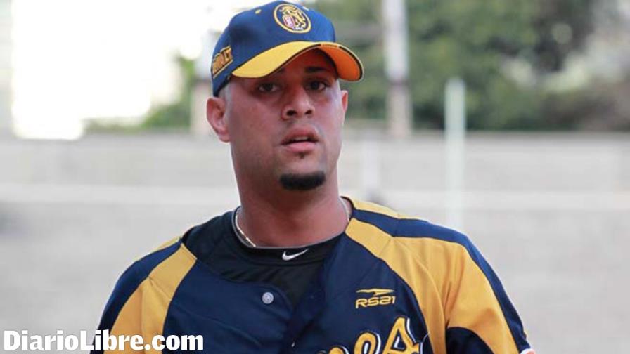 Rhiner Cruz, listo para lanzar en Venezuela