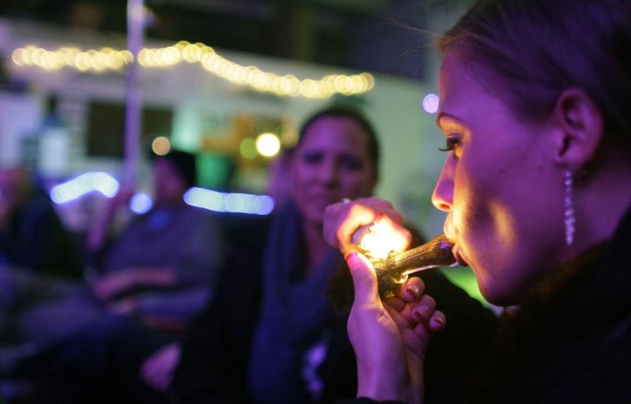 Clubs para fumar marihuana abren en Colorado