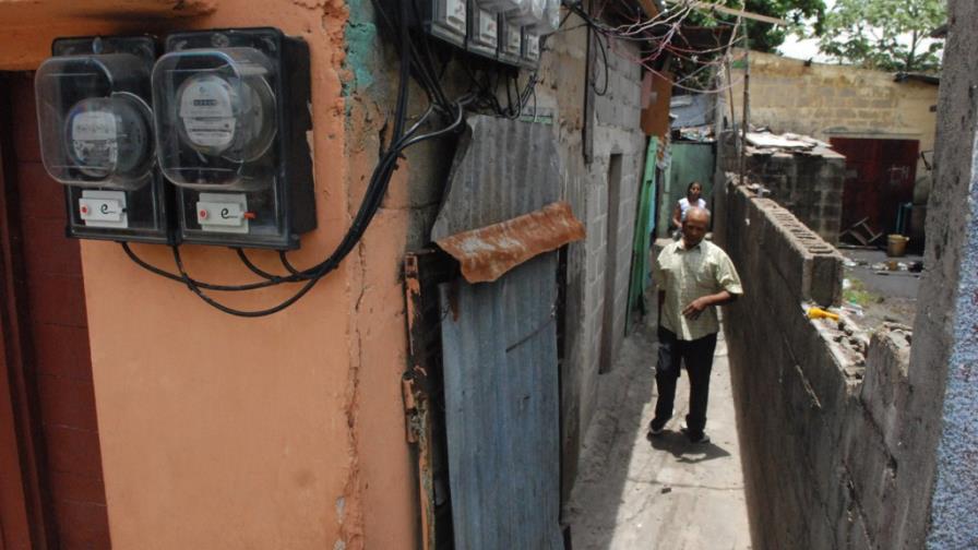 Más de 500 mil clientes no pagan la luz a las empresas distribuidoras de energía