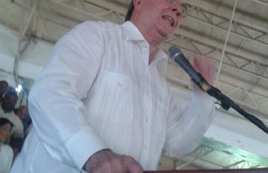 Hipólito Mejía dice que de su lado está la dignidad y el decoro