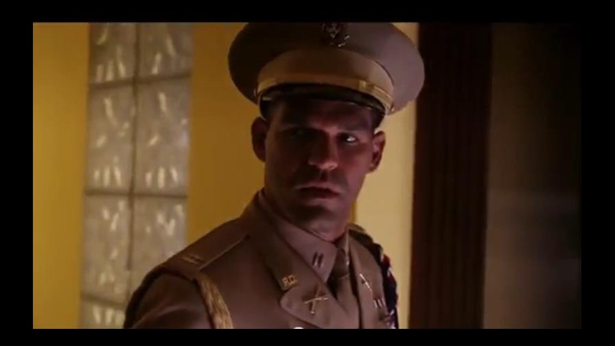 El Teniente Amado se estrena