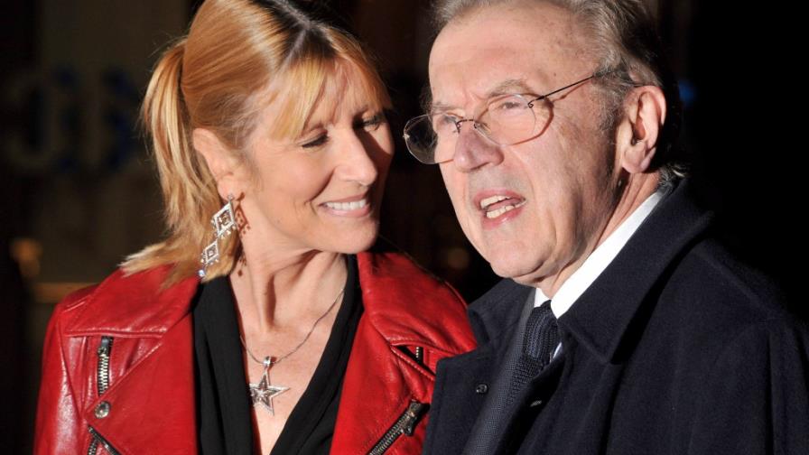 Fallece David Frost, el periodista británico que acorraló a Nixon