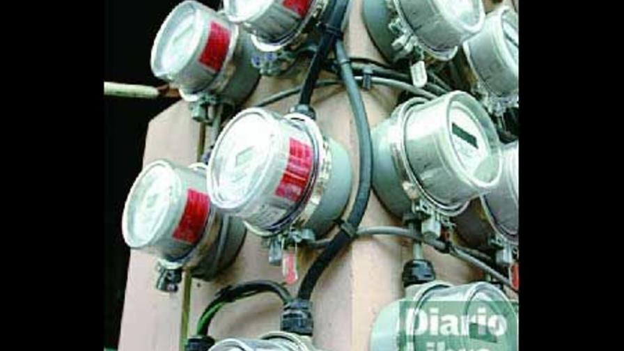Gobierno aumenta tarifa eléctrica residencial