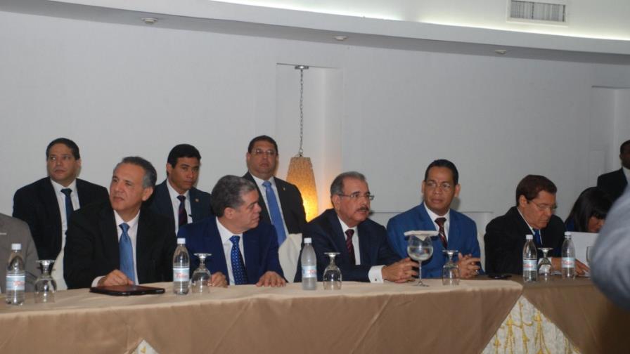 Danilo Medina no quiere una generación analfabeta Danilo Medina no quiere una generación analfabeta