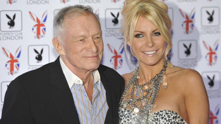 Fundador de Playboy se casa con modelo de 60 años menos Fundador de Playboy se casa con modelo de 60 años menos