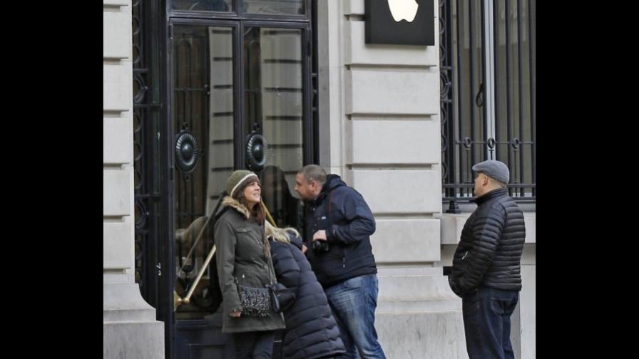 Robo en sucursal de Apple en París