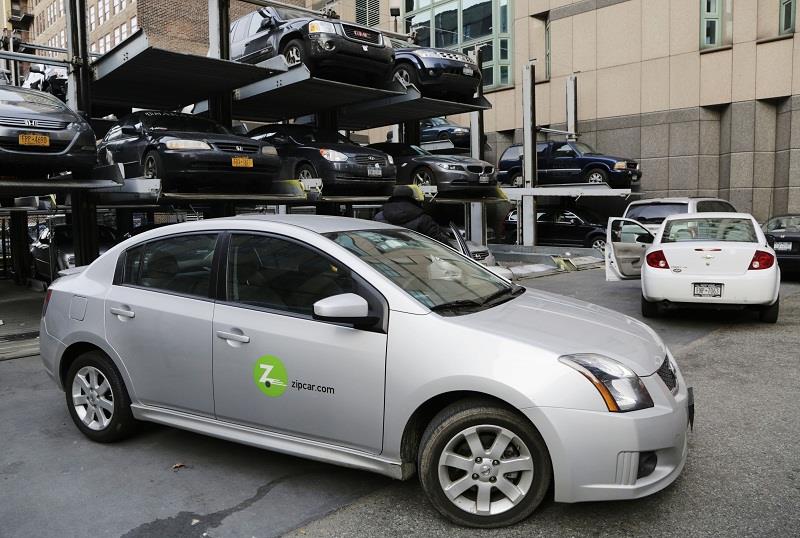 Avis compra firma de vehículos compartidos Zipcar por 500 millones de dólares