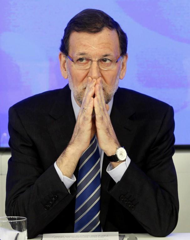 Rajoy niega haber recibido dinero negro y asegura que no abandonará cargo