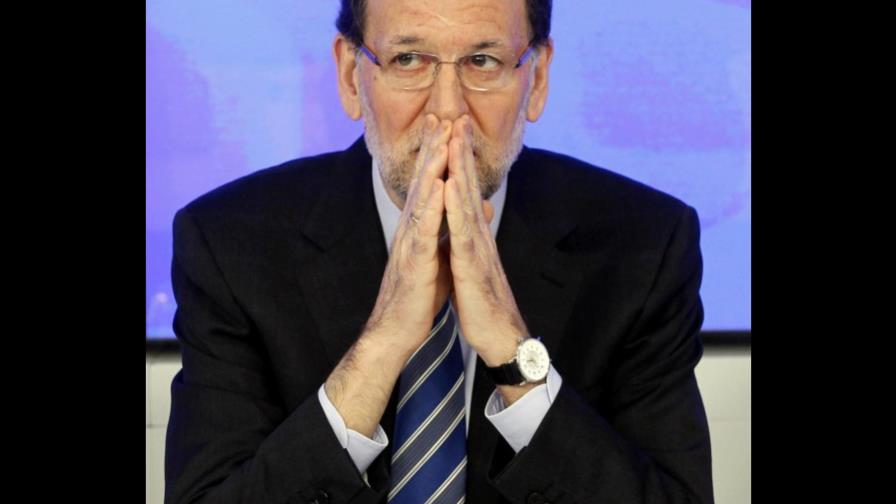 Rajoy niega haber recibido dinero negro y asegura que no abandonará cargo