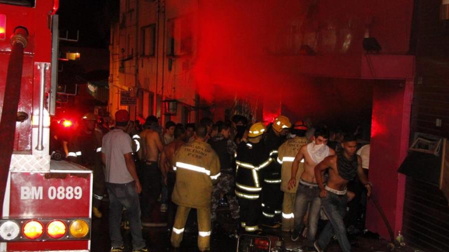 Siguen internados en cuidados intensivos 73 víctimas del incendio de Brasil