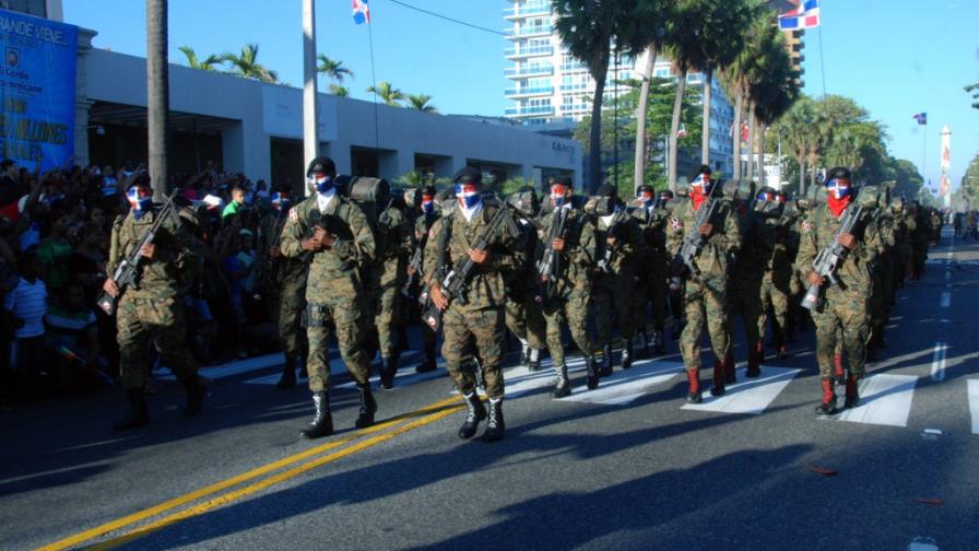 400 militares podrían ser puestos en retiro hoy