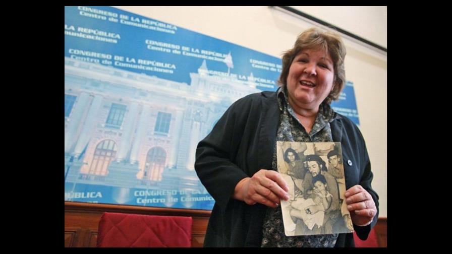 Aleida Guevara presenta en Chile un libro sobre su padre, el Che Guevara