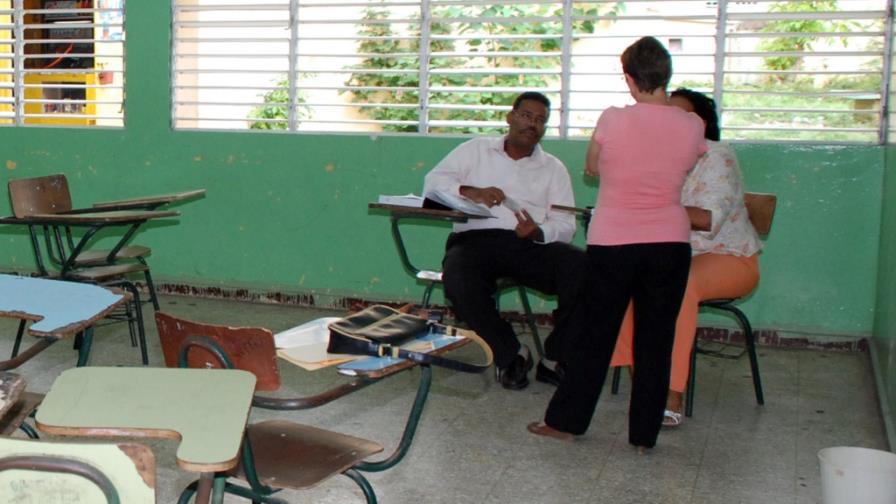 Ministerio reporta escuelas en las que profesores no dieron clases