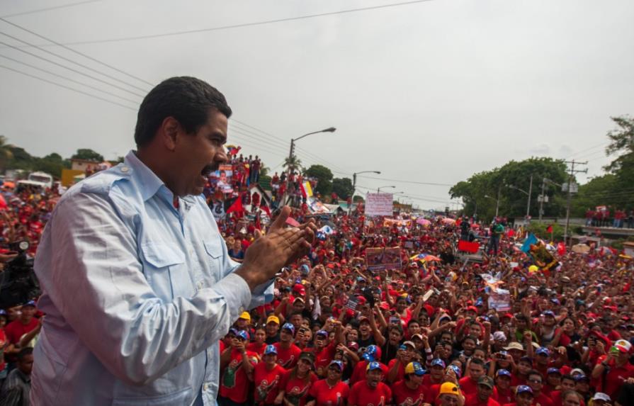 Maduro dice que Chávez se le apareció en forma de pajarito y lo bendijo