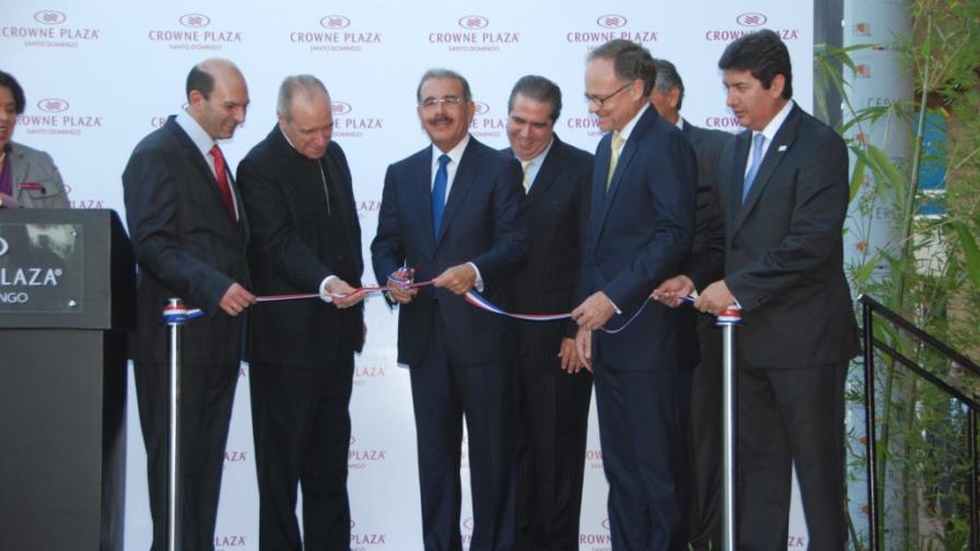 Inauguran Hotel Crowne, antiguo V Centenario