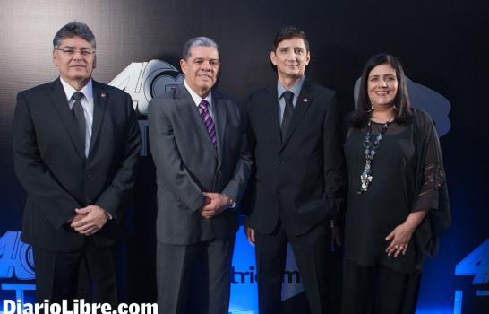 Tricom lanza smartphone 4G LTE