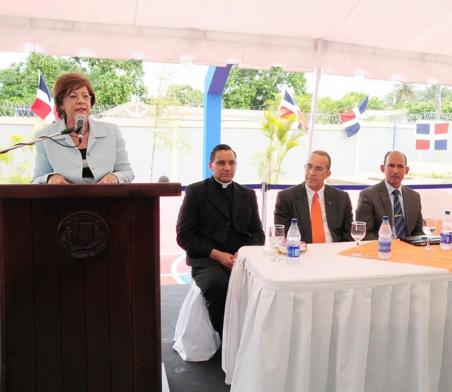 MINERD entrega rehabilitación y ampliación de cuatro escuelas en Sánchez Ramírez y Bonao
