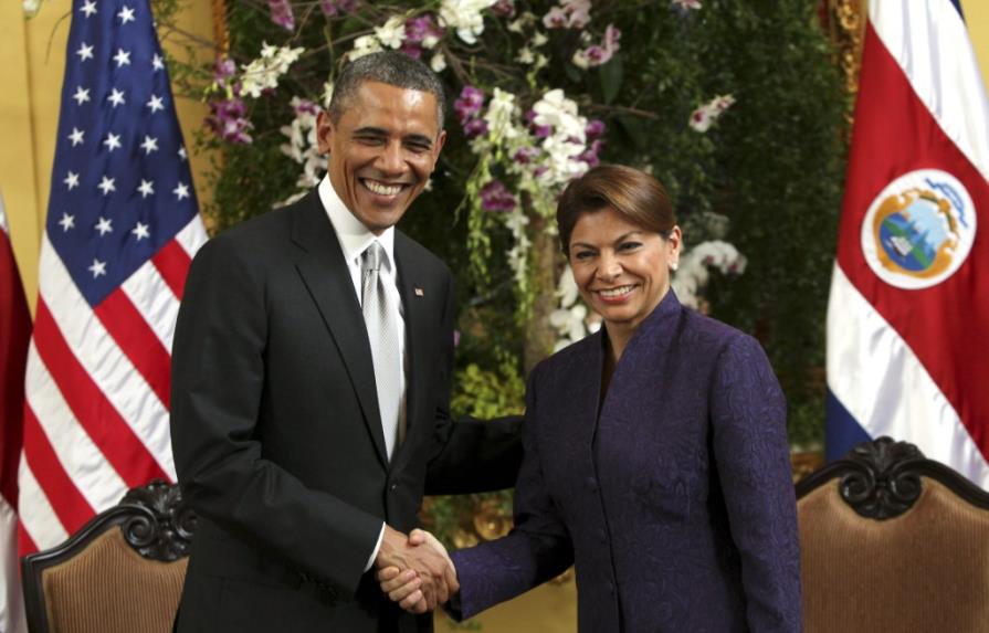 Obama llega a Costa Rica y trata con Chinchilla tema de desarrollo económico