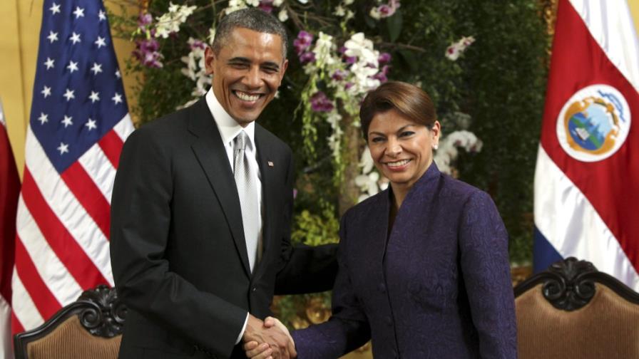 Obama llega a Costa Rica y trata con Chinchilla tema de desarrollo económico