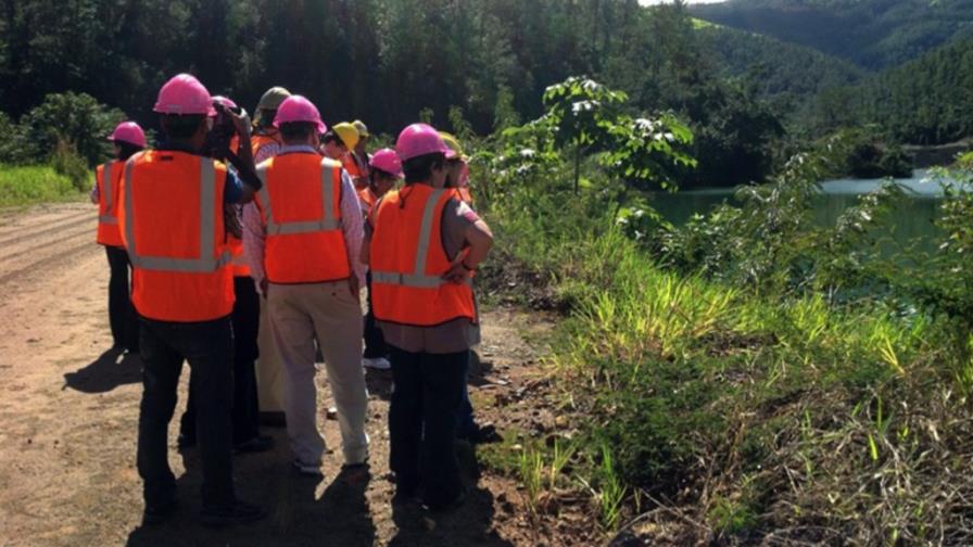 Gobierno: Negamos el permiso a Falcondo para que explote Loma Miranda