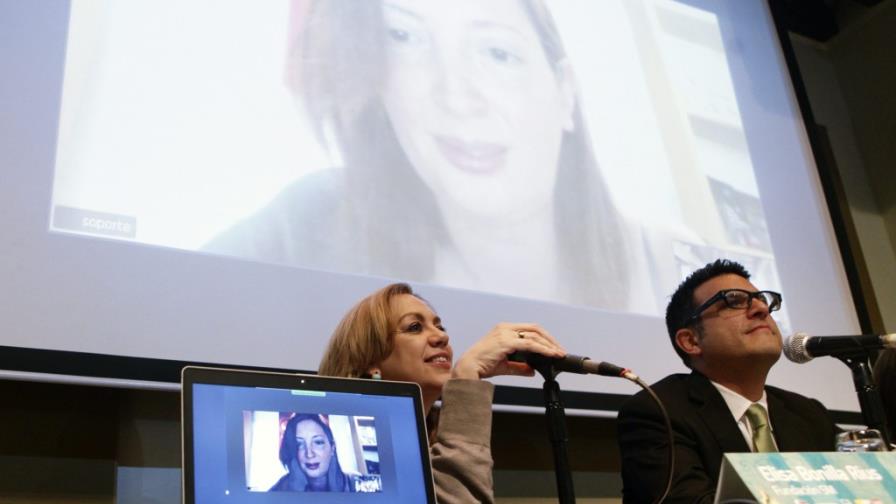 Martha Riva Palacio gana el premio de literatura juvenil Gran Angular