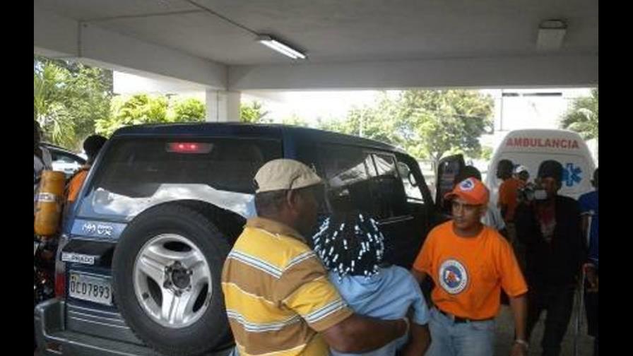 Otra vez estudiantes sufren desmayos en escuela de San Pedro de Macorís