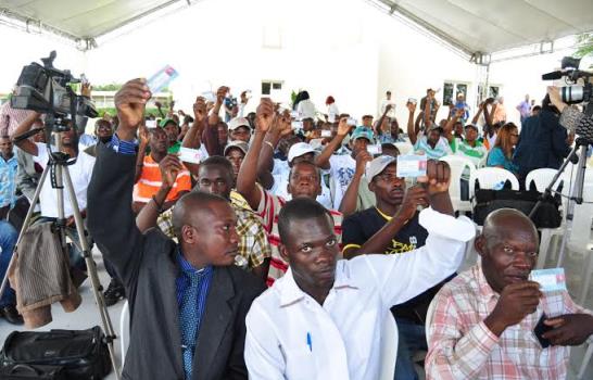 Migración regulariza trabajadores temporeros haitianos Migración regulariza trabajadores temporeros haitianos