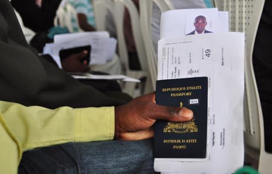 Migración regulariza trabajadores temporeros haitianos Migración regulariza trabajadores temporeros haitianos
