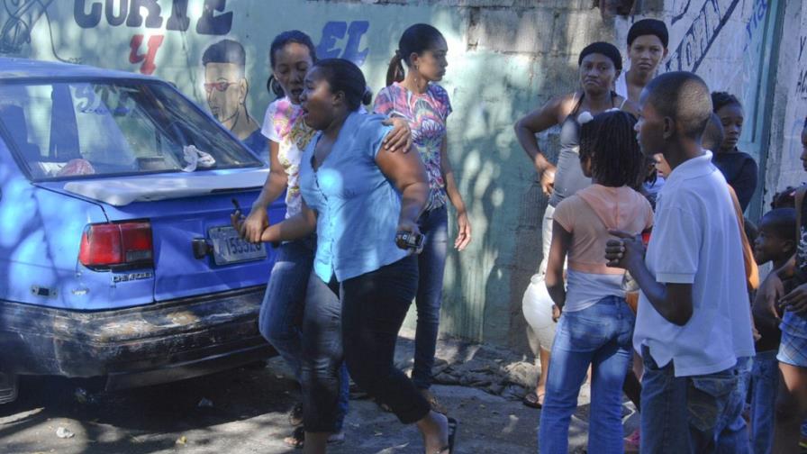 Víctimas de incendio en Los Guandules están inquietas