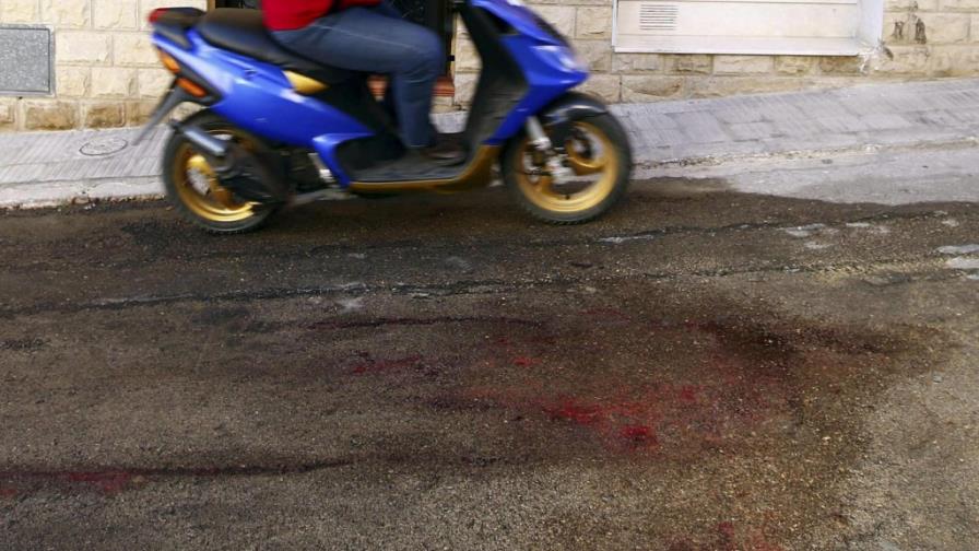 Le piden 725 euros por quitar sangre de su hijo muerto en accidente en Italia Le piden 725 euros por quitar sangre de su hijo muerto en accidente en Italia