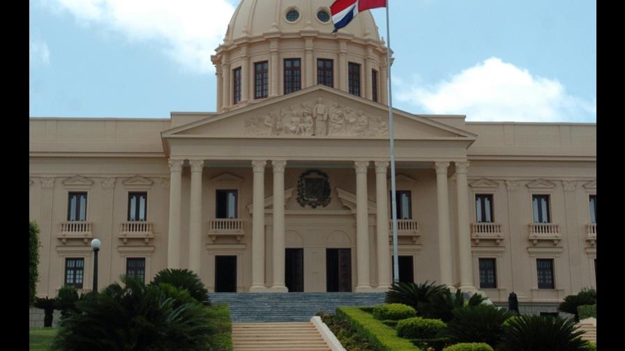 Junta Nacional de Alfabetización se reúne en el Palacio Nacional