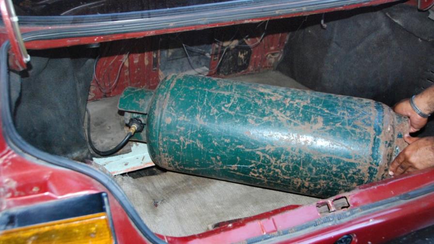 Instalación de equipos de GLP en vehículos, como chivo sin ley Instalación de equipos de GLP en vehículos, como chivo sin ley