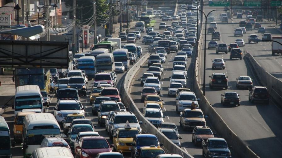 El subsidio de combustible a choferes consume RD$3 mil 222 millones de los fondos del Estado