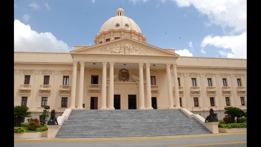 Reunión en Palacio para tratar tema de la carretera Cibao- Sur